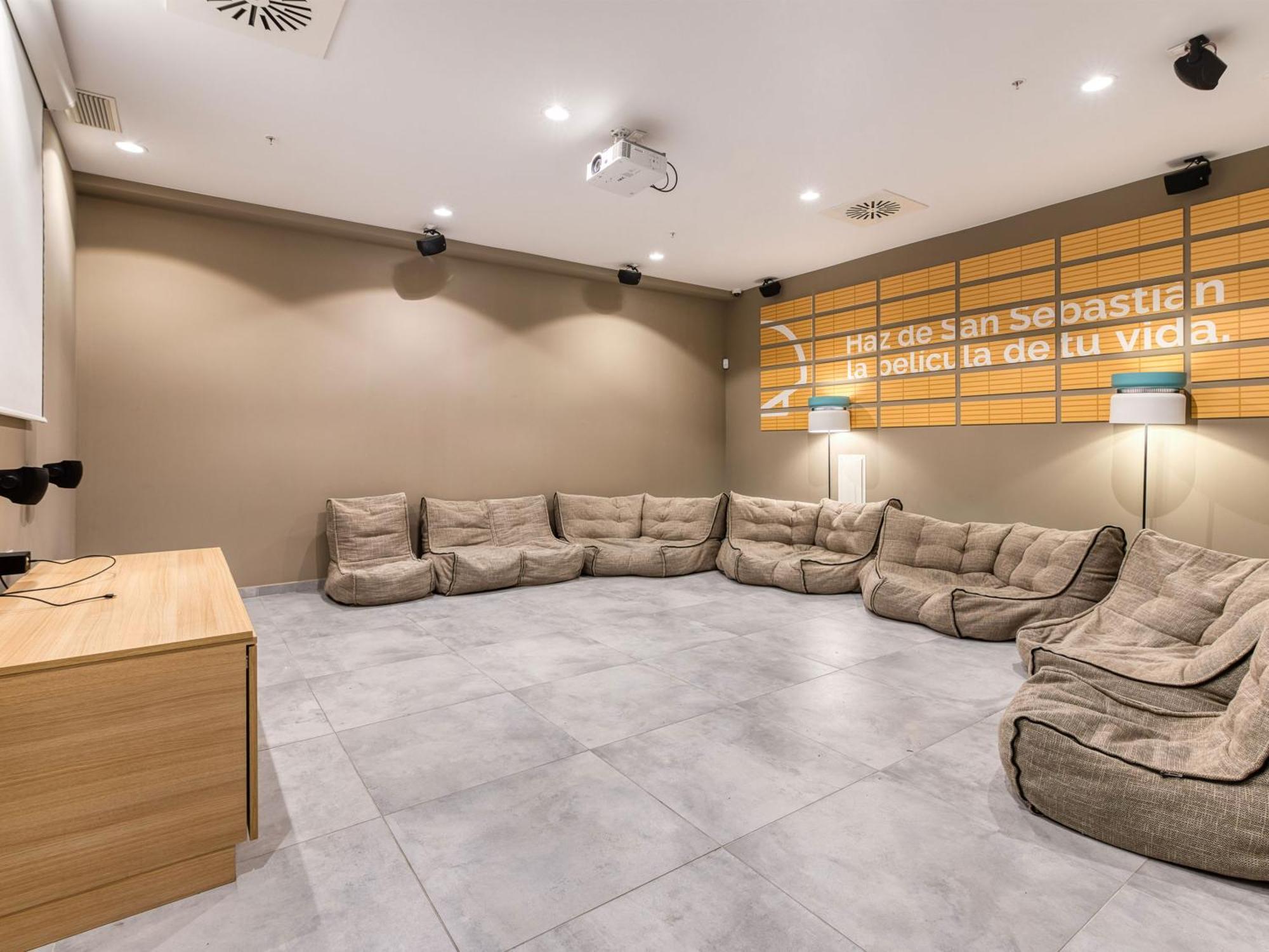 Livensa Living Studios San Sebastian Luaran gambar